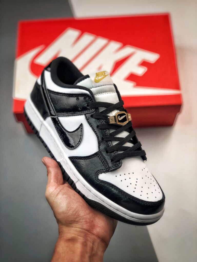 Dunk Low World Champs Black White - 80144resell