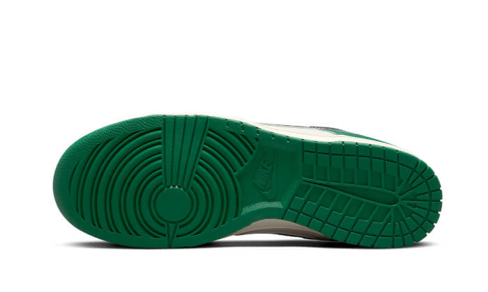 Dunk Low SE Lottery Pack Malachite Green - 80144resell